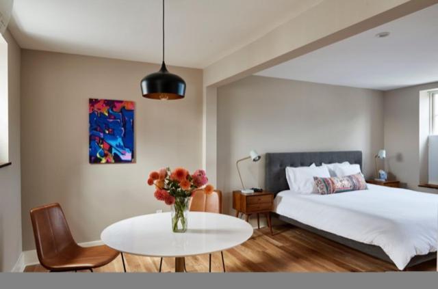 The Howard Hotel هدسون المظهر الخارجي الصورة